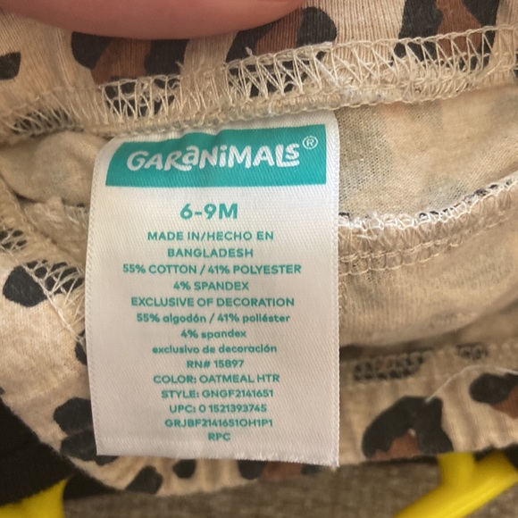 Garanimals leopard 2 piece set 6-9 months - Picture 4 of 4